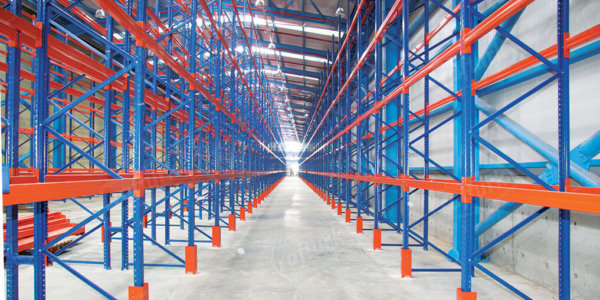 Opt for Warehouse Storage Systems to Solve Your Storage Problems